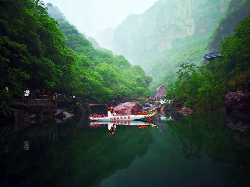 从小很难获得钱,缺过钱的女孩,有什么缺点?,发现更多有趣问题答案